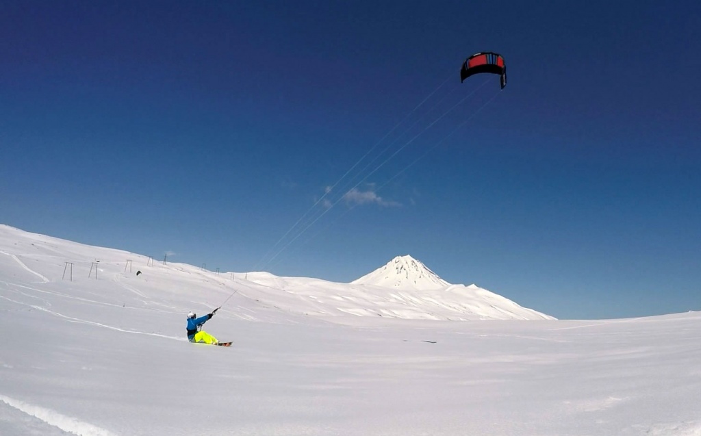 Камчатский кайтинг.jpg