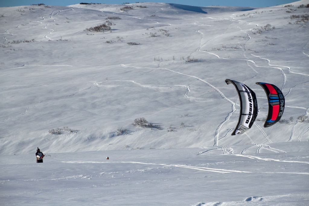 Камчатский кайтинг.jpg