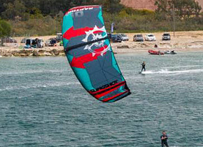 Обзор кайта Slingshot RAPTOR от журнала Kiteworldmag 